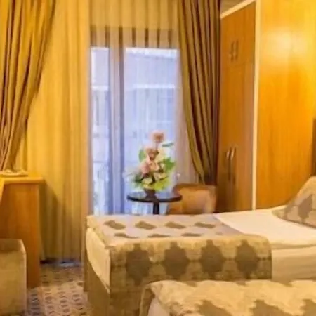 Grand Rosa 2*